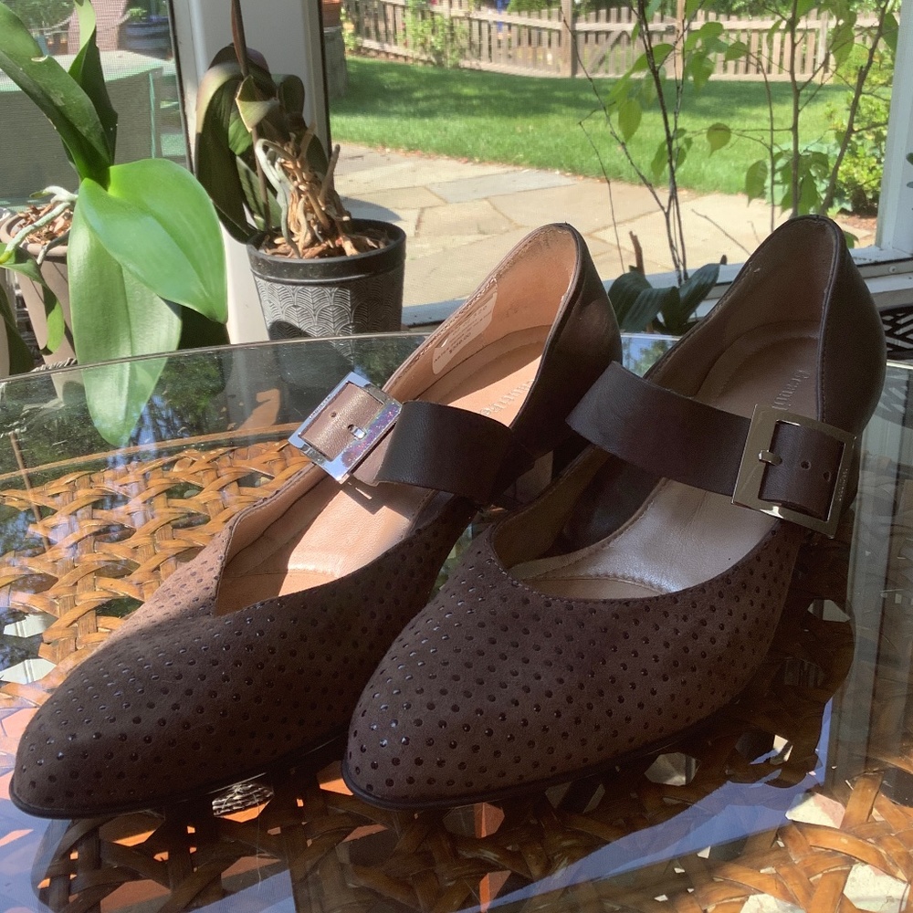 BeautiFeel Brown Suede & Leather Mary Jane Heels